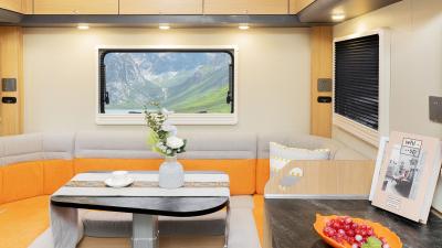 China Hotel trailer ondersteunt interieur en exterieur Top 2 slaapkamer RV Travel Trailers te koop Te koop