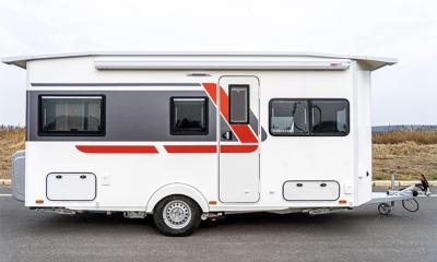 中国 ハード トップ キャンピング トレーラー RV ロード トレーラー シンプル 装飾 スタイル 豊かな配置 販売のため