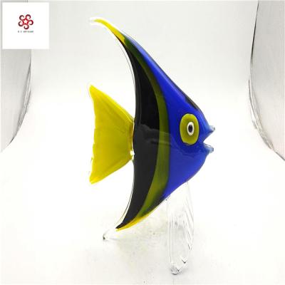 China Cute Hot Sale China Small Art Glass Fish For Kids Gifts for sale