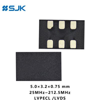 China SMD 5032 Programmierbarer MEMS LVDSL Differential Oszillator mit 6 Pads Unterstützung 1-220MHz 2,25-3,63V zu verkaufen