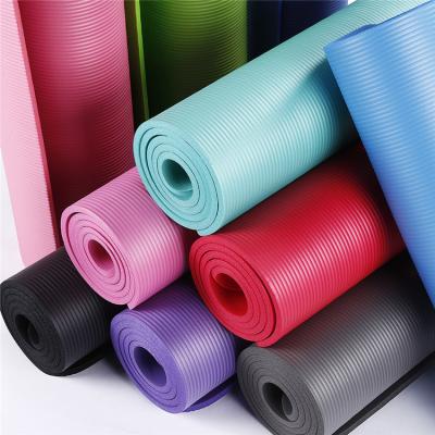 Chine yoga de 10mm NBR Pilates Mat Non Slip Home Gym avec la courroie de transport à vendre