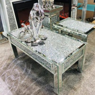 China Handmade Luxury Modern Crushed Diamonds Table Silver Mirrored Coffee Table for sale