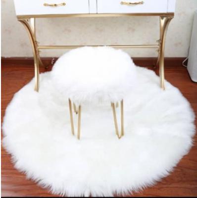 China Anti-slip the factory price supply polyester material non-slip rug, artificial sheepskin bedroom rug for sale