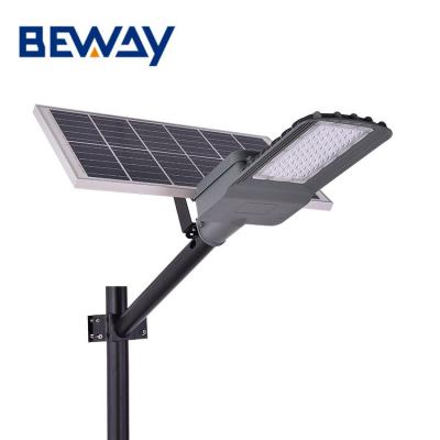 China Low price 15w 20w hot sale dimmable motion sensor ROAD solar smd led street light for sale