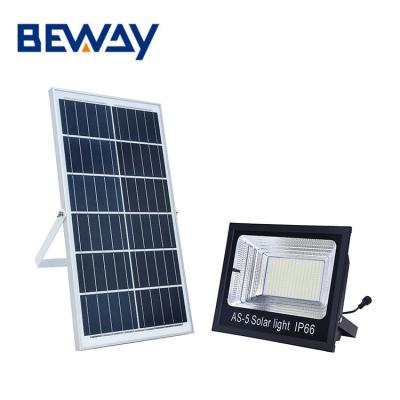 China Outdoor aluminum sports ip65 10w 20w 30w 50w 100w waterproof solar flood light for sports stadiums for sale