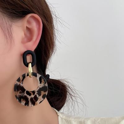 China ES003-87 S925 Needle Leopard Circle Earrings CLASSIC Silver Acrylic Geometric Female Korean Temperament Exaggerated Earrings New for sale