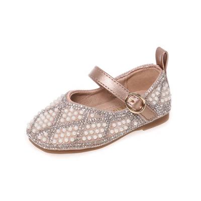 China Lightweight Bead With Rhinestones Middle-aged Children Young Small Soft Leather Big Shoes Princess Shoes for sale