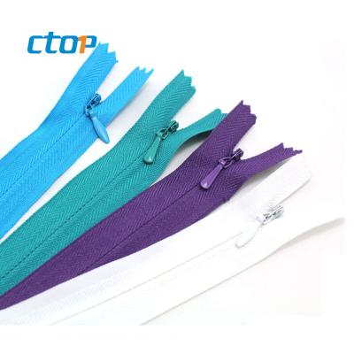 China Guangzhou Long Chain 60cm Airtight Zipper Clothes Zipper Zippers Wholesale Custom Viable And Waterproof High Quality Nylon Invisible Zippers for sale