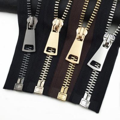 China Lock Maker Custom 3# 5# 8# Auto Open End Metal Long Chain Narrow Zipper Pull For Handbags/Clothes for sale