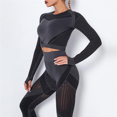 China Breathable Gym Sports Yoga Training Long Sleeve Cropped And Legging Women Yoga Activewear Two Piece Set for sale