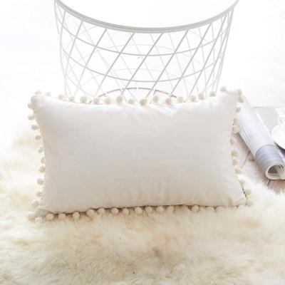 China Non-Toxic Decorative Tile Blanket With Solid Pom Poms Soft Particles Velvet Cushion Cover for sale