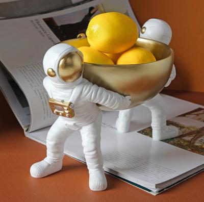 China Resi Birthday Astronaut Home Decoration Gift Nordic Astronaut Eco-Friendly Plate Key Storage for sale