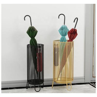 China Store Wholesale Amazon Sales Standing Iron Umbrella Rack Storage Barrels Racks for sale