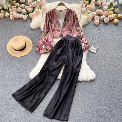 China Summer New Retro Waterproof Women's Sets Floral Print Lantern Sleeve V-Neck Shirt + Loose Pants Two Pieces Set Female Clothing for sale