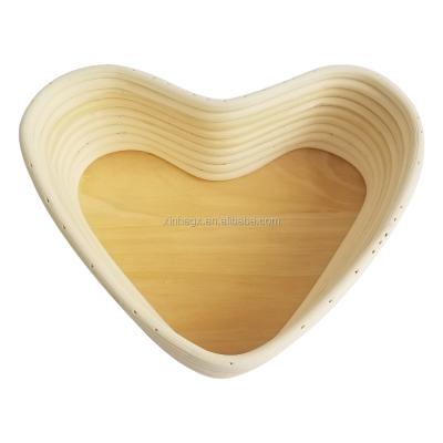 China XH Heart Shape Artisan Bread Rattan Bowl Food Grade Handmade Sourdough Proofing Viable Basket in Pastry Baking Tools for sale