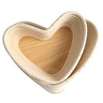 China Heart Shape Bread Bowl Food Grade Basket Handmade Handmade Indonesia Rattan Rattan Basket for sale