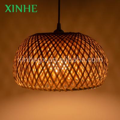 China Home / Garden Decor Antique Hanging Rattan Bamboo Pendant Light for sale