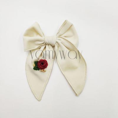 China Girls Hair Decoration Hand Embroidered Hair Bow in Velvet Material for sale