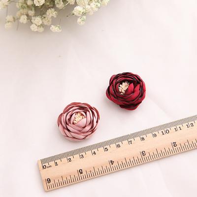 China Girls Hair Decoration 1.5inch Handmade Burnt Satin Edge Flower With Or Without Flower Center for sale