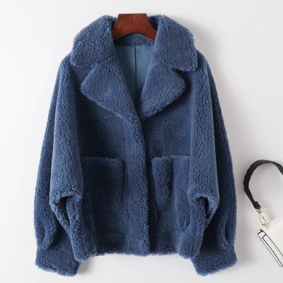 China Anti-wrinkle Women's Fur Coat Fashion Lamb Shear Multicolor Thicken Long Sleeves With Pocket for sale