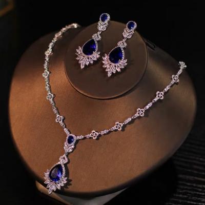 China 2021 Romantic Fashion Jewelry Set First Christmas Gold Women Wedding Bridal Jewelry Set for sale