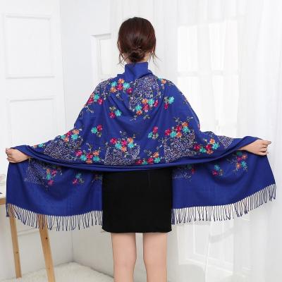 China Custom Logo Stylish Lightweight Cashmere Scarves Fashion Elements Multicolor Tassel Pattern For Spring for sale