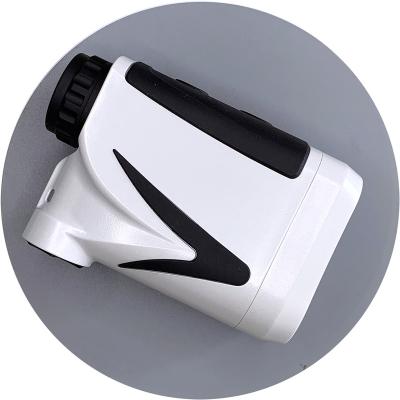 China 800m Handheld Laser Long Distance Rangefinder For Golf And Hunting 38x74x104mm for sale