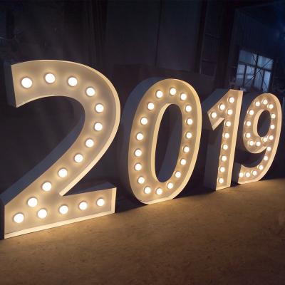 China High Quality Modern Bolylight 2*AA Battery PVC 3D Letters and Numbers for Holiday Light Decoration for Christmas/Party/Wedding for sale