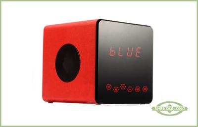 China O rádio de Bluetooth Digital da exposição de diodo emissor de luz com a ranhura para cartão do porta usb/SD e PLL FM transmitem por rádio (S7300) à venda