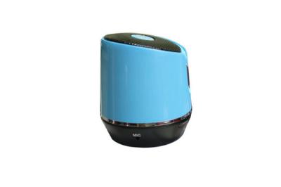 China Altavoz recargable de las multimedias de Bluetooth con forma cilíndrica en venta