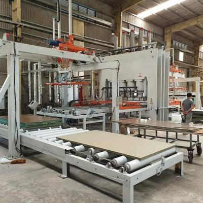 China Furniture board and cabinet spped fast new generation short cycle melamine furniture board lamination line for sale