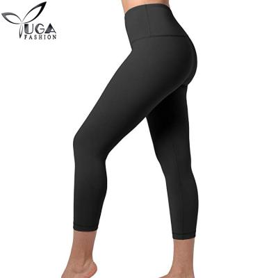 China Factory Price New Breathable Custom Made Fabric Women Gym Nylon Black Capri Pants for sale