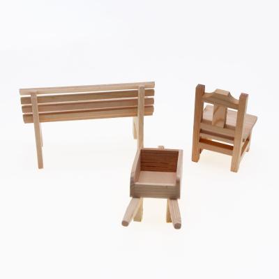 China Cartoon Toy Dolls House Garden Furniture Comfortable Outdoor Miniature Natural Wooden Bench for sale