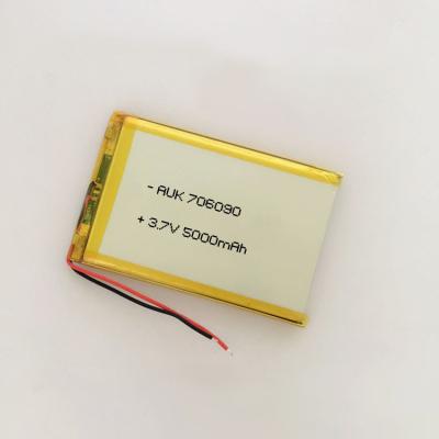 China Wiederaufladbare kleine Polymerbatterie 5000mAh 3,7V 706090 Batterie zu verkaufen