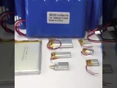 AUK Lipo 18650 lithium Battery