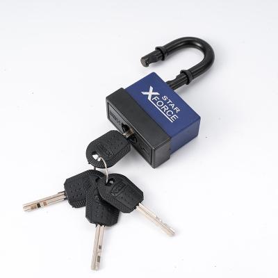 China Durable High Quality High Quality Workmanship Iron Padlock 4 OEM Plastic Casing Support Security New Product Durable 65mm Keys for sale