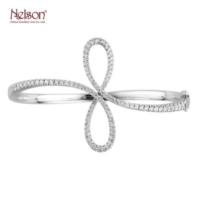 China CLASSIC Wholesale Price Real Factory Award Real 18K750 White Gold OEM ODM Diamond Ribbon Theme Bangle For Winning Couples for sale