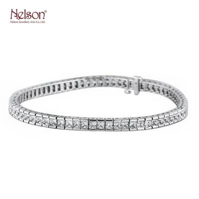 China 2021 CLASSIC Best Designer Gift Wholesale Price No MOQ 18K 750 White Gold Natural Princess Cut Diamond Line Bracelet For Female for sale