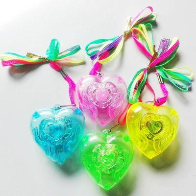 China Shiny Led Necklace Children Pendant Necklace Birthday Glow Party Supplies New Activity Decoration Love Heart Shiny Flashing Party Supplies for sale