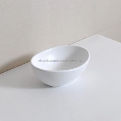 China Art Basin Oval Shape Small Size Matte White Color Basin Cheap Modern Sleek Bathroom Sinks for sale