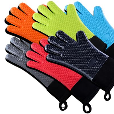 China Hot Selling Printed Heat Insulation Gloves Microwave Thickened Cotton Silicone Waterproof Kitchen Oven Gloves for sale