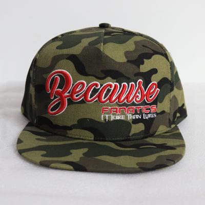 China Custom COMMON Camouflage Pattern Cotton Material Men 5 Panel Flat Brim Snapback Caps Hat For Fishing Hunting for sale