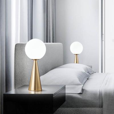 China Modern Custom Table Lamp Home Bedroom Decor Decorative Furniture Lights for sale