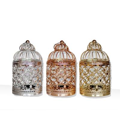 China Cheap Wholesale Candlelight Candlestick Best Home Decoration Romantic Metal Lanterns for sale