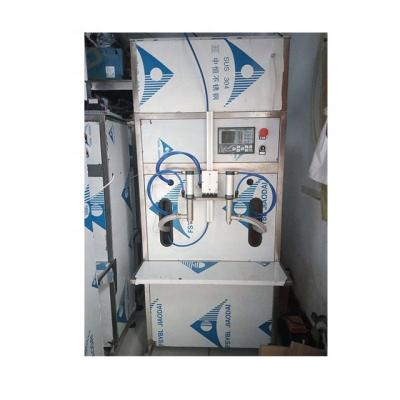 China Liquid Quantitative Constant Current Double Head Timing Machine Self Filling Pneumatic Filling Equipment for sale