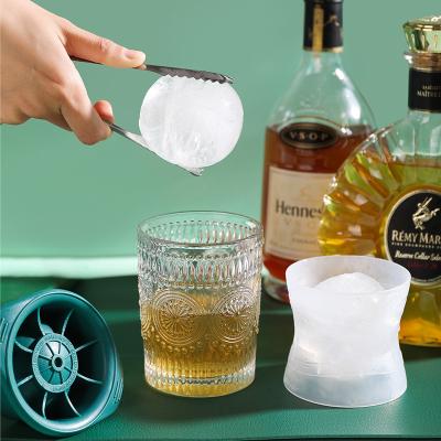 China Viable Round Shape Silicone Ice Cube Tray Molds Ice Cream Mold Cube Tray Box Ice Lattice Mold for sale