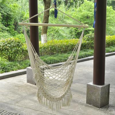 China Modern Hot Sale Pirny Net Hanging Swings Outdoor Chair With Wooden Bar for sale