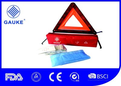 China 3 In 1 Auto Roadside First Aid Kits With Warning Triangle And Safety Vest for sale