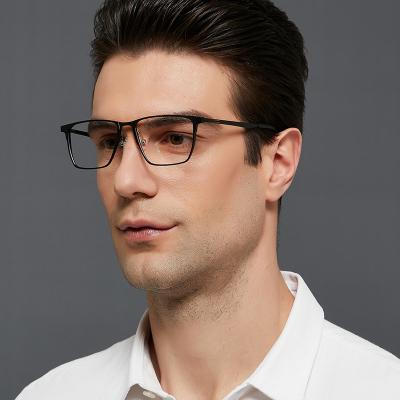 China Luxury men square hydronalium optical glasses frames flexible eyewear ultralight metal eyewear rectangle spectacle eyeglasses for sale