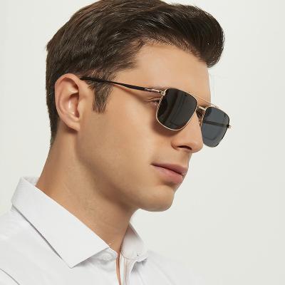 China 2022 YC OPTICAL Wholesale trendy luxury aviation double bridge polarized UV400 metal sunglasses for men for sale